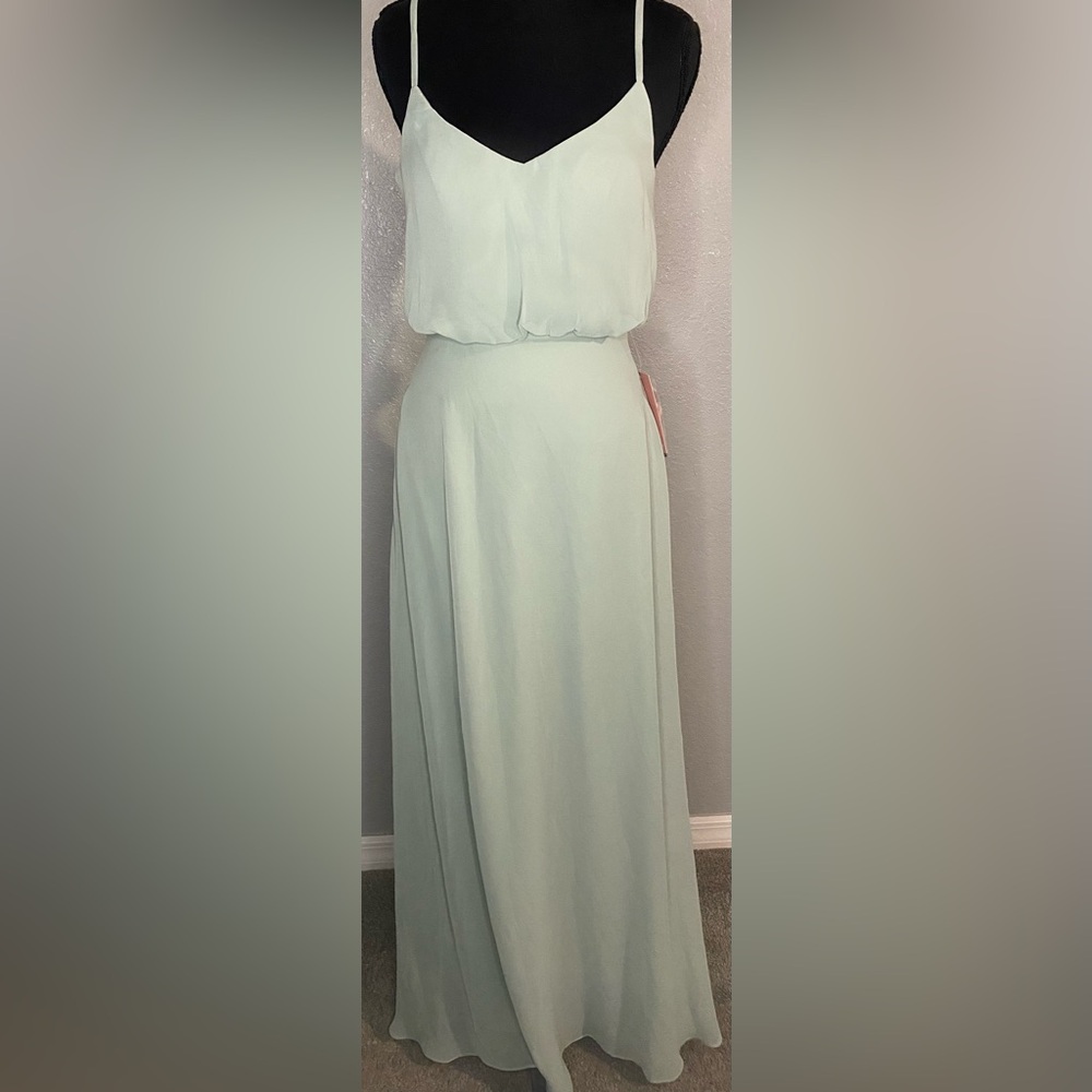 Elegant Mint Green Women's Dress